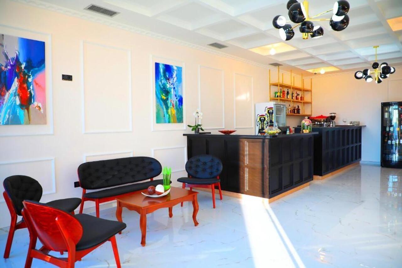 A&G Hotel Radhime Ngoại thất bức ảnh