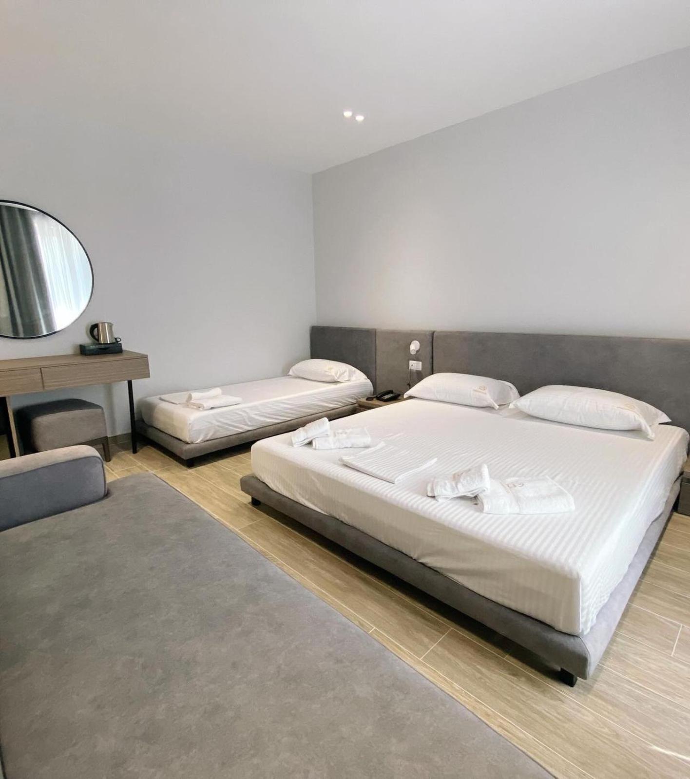 A&G Hotel Radhime Ngoại thất bức ảnh