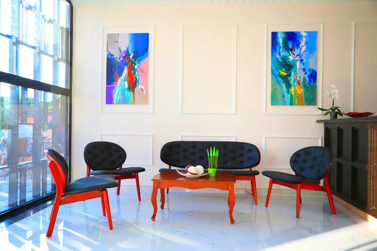 A&G Hotel Radhime Ngoại thất bức ảnh